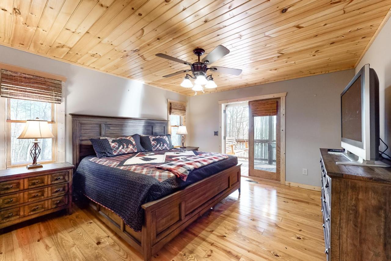 Bearfoot Lodge Ellijay Exteriör bild