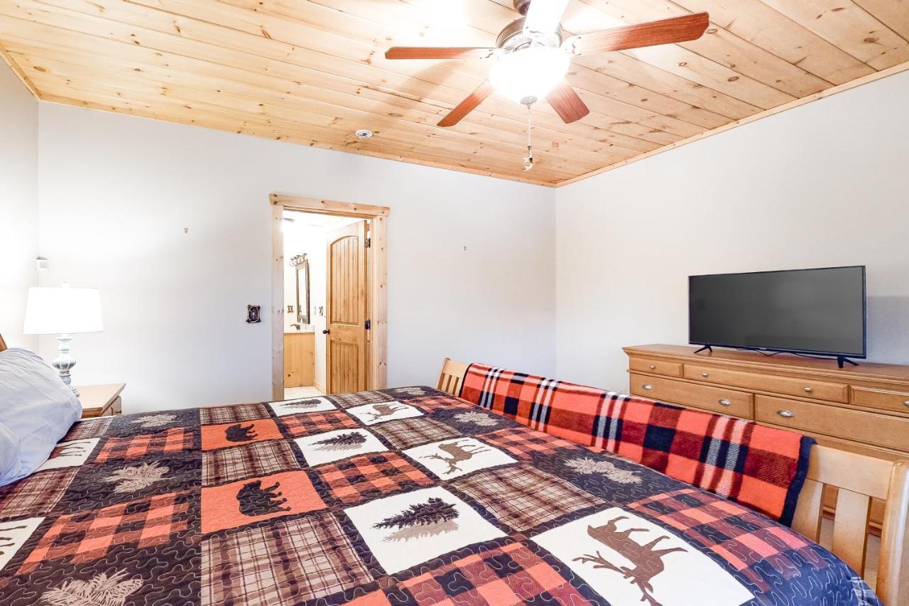 Bearfoot Lodge Ellijay Exteriör bild