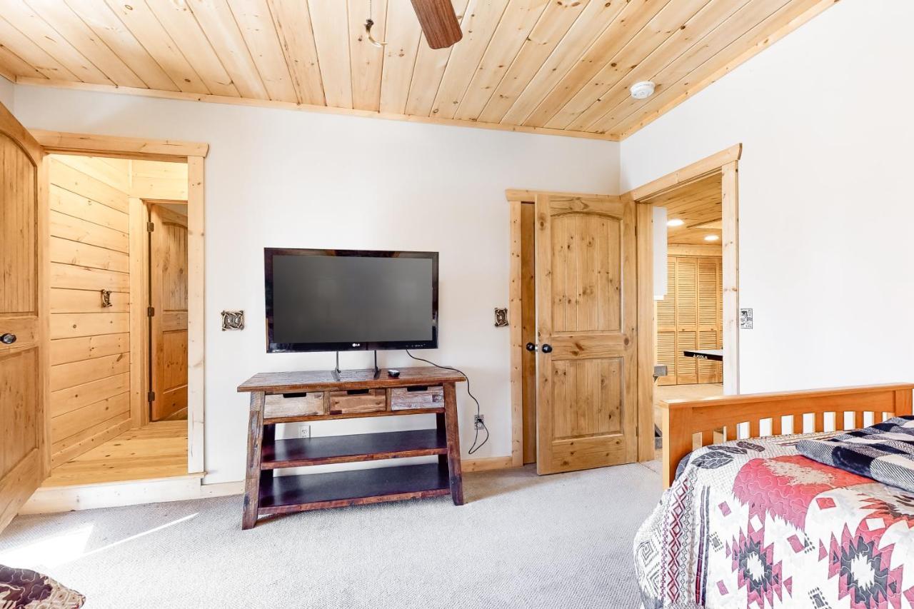 Bearfoot Lodge Ellijay Exteriör bild